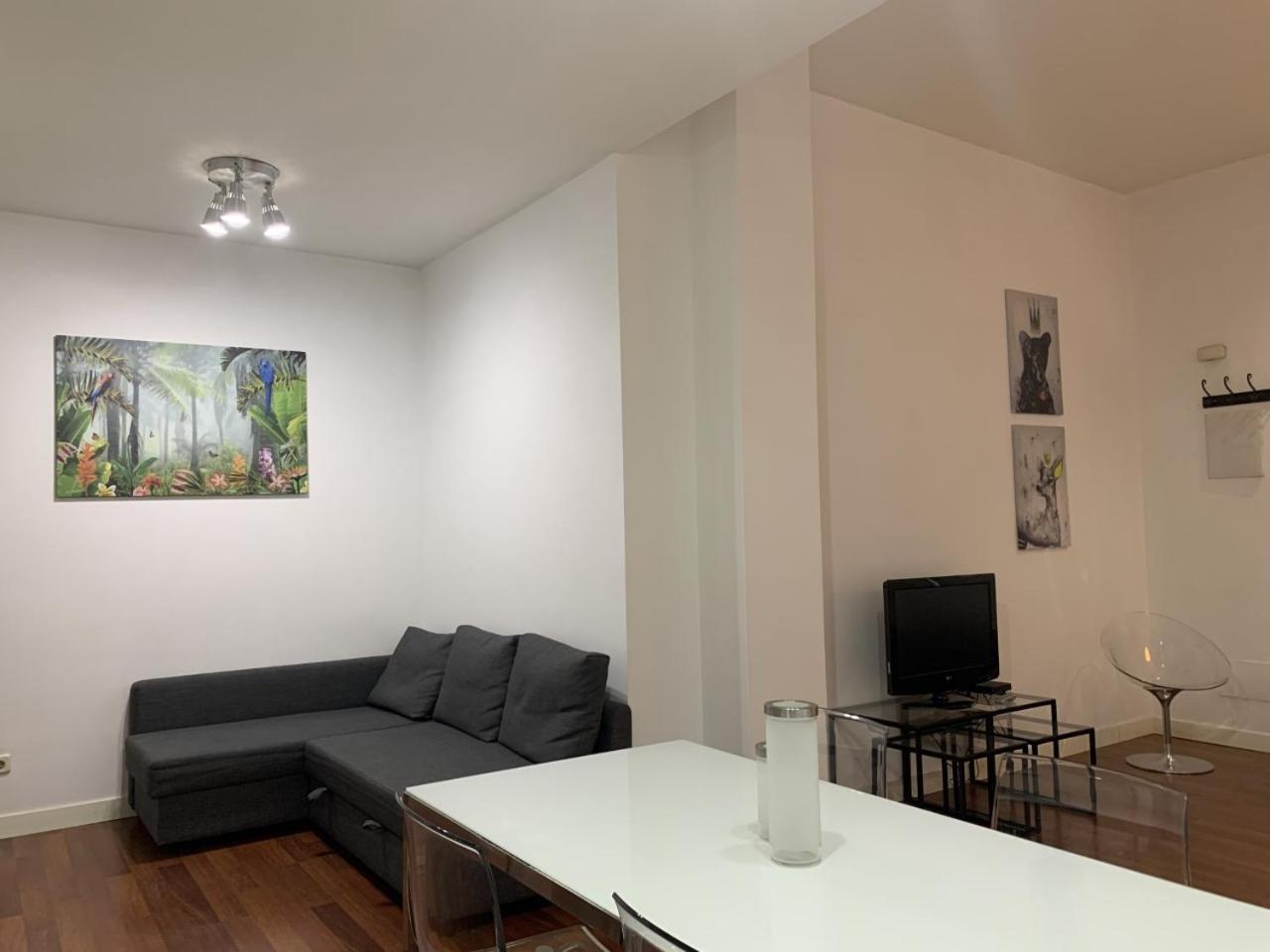 Modern Apartment II In มาดริด ภายนอก รูปภาพ